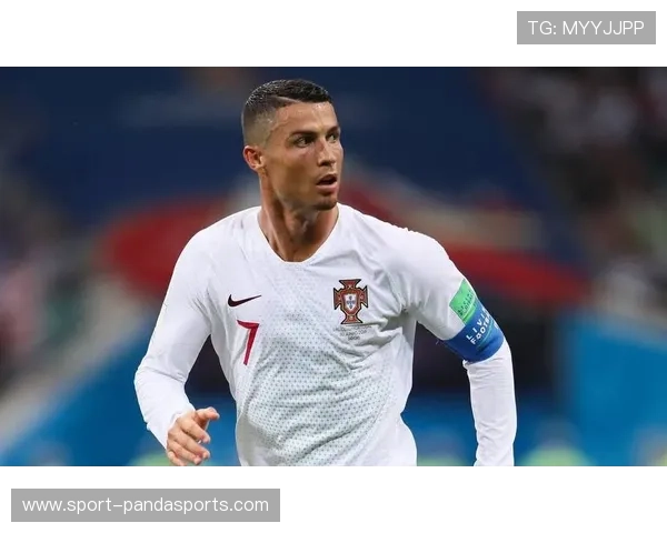 足球场上的风云人物 球星们如何凭借超凡技艺成为无敌战神