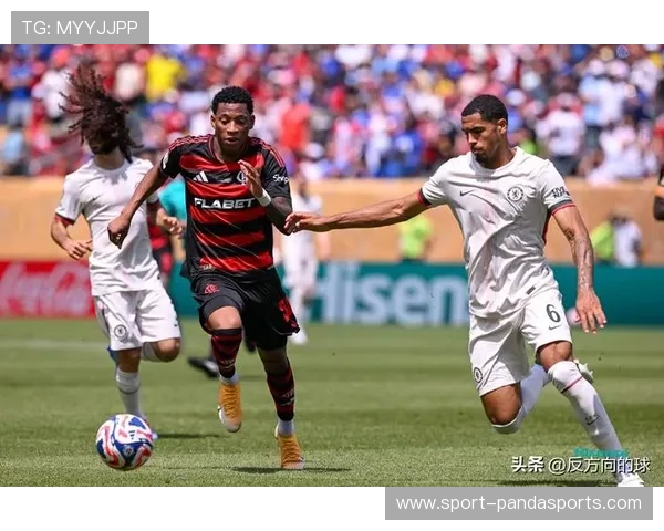 足球场上最随性球星盘点 谁才是最放松的球场主宰